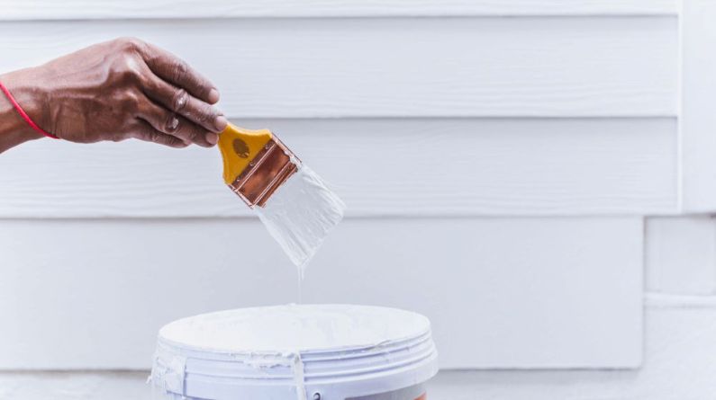 Spring exterior house painting tips for Northern Arizona homes